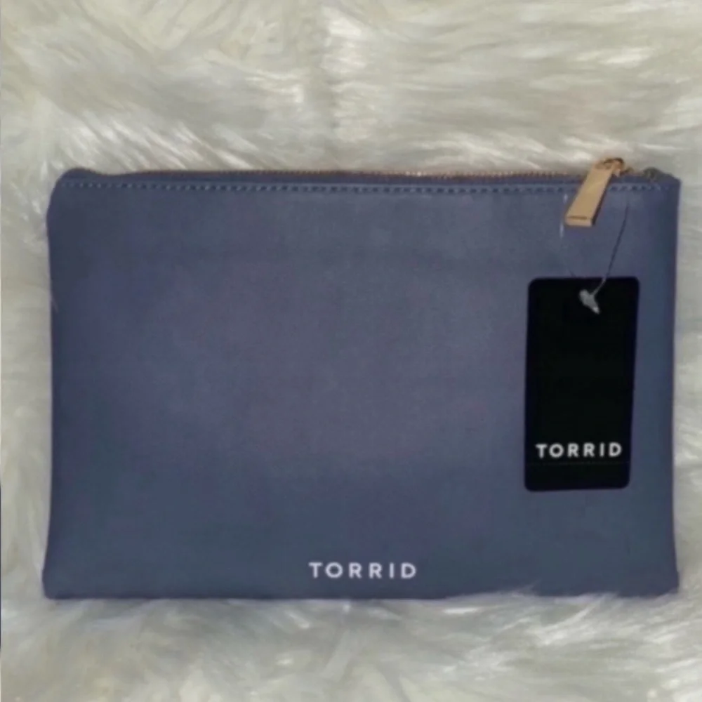 TORRID Essential Zip Pouch - SKULLS & BOLTS - Cosmetic Case - Travel Bag - NEW!